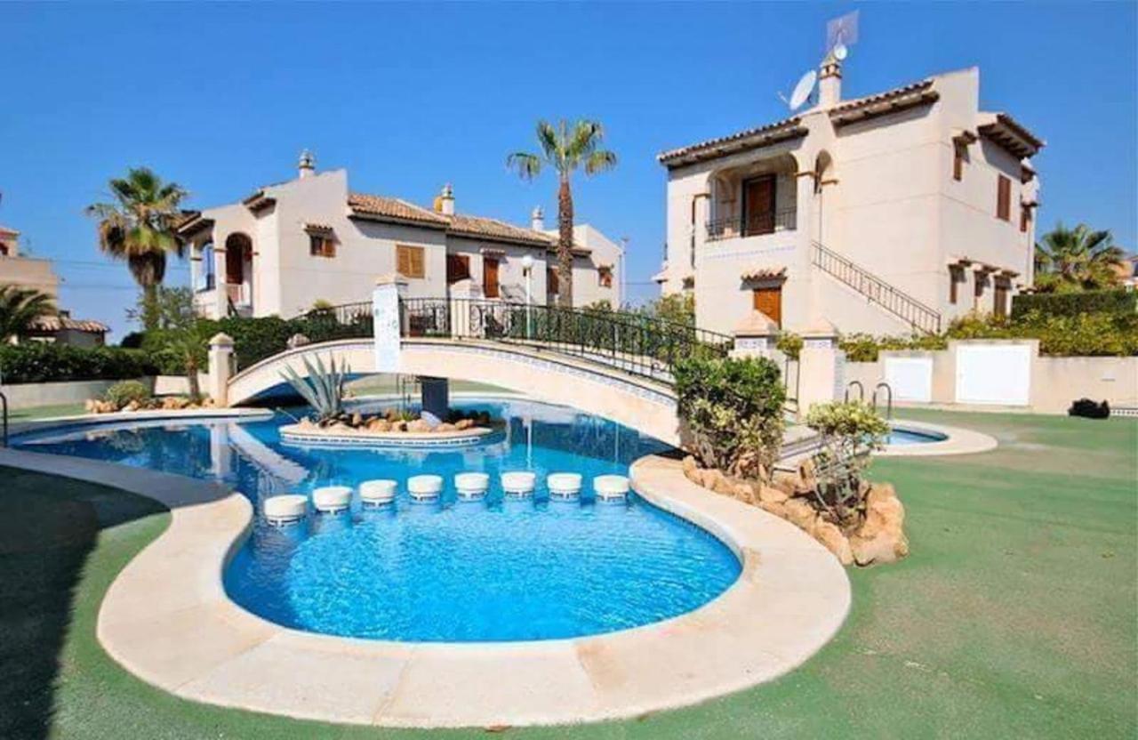 Cozy House Near La Mata Beach Torrevieja Exterior photo